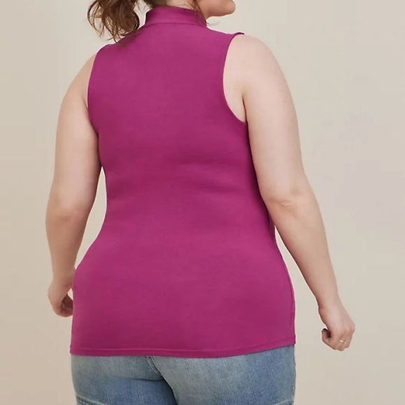 NEW! Torrid FOXY MOCK NECK ZIP UP TANK Sz 1x - Picture 3 of 9